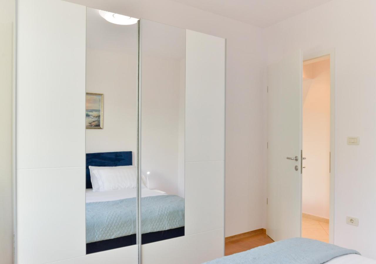 Apartments Leona Umag Kültér fotó