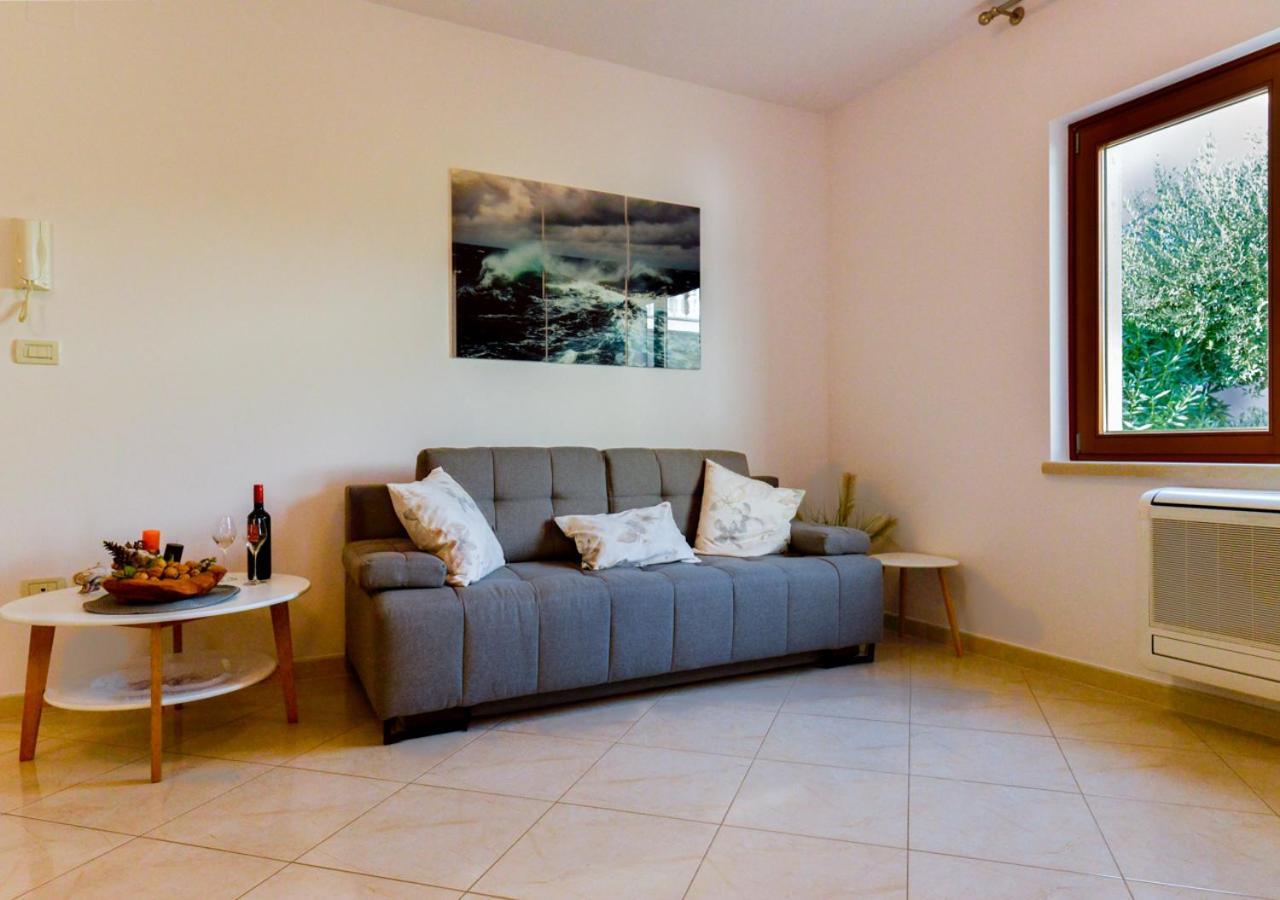 Apartments Leona Umag Kültér fotó